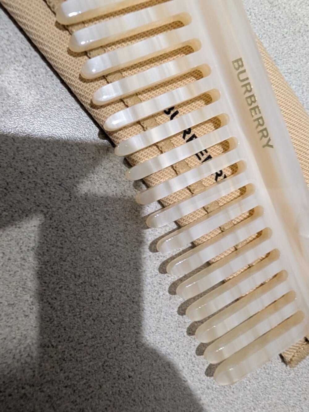 Burberry brand new comb